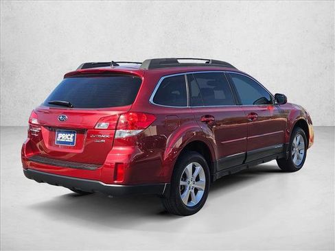 Used 2013 Subaru Outback 3.6R Limited AWD/4WD image 5