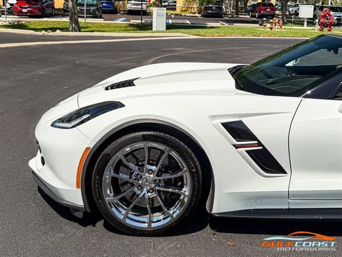 Used 2018 Chevrolet Corvette Grand Sport RWD image 43