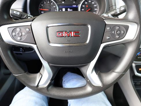 Used 2022 GMC Terrain SLE w/ Driver Convenience Package image 47