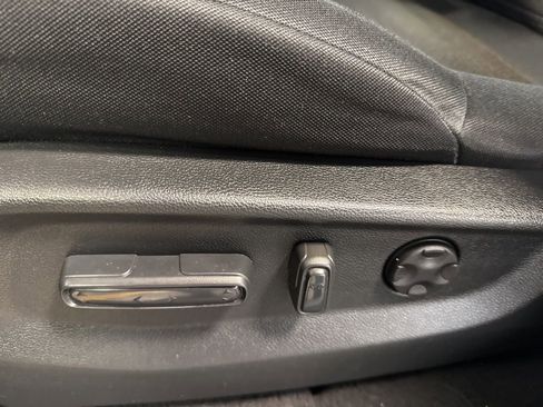 Used 2019 Honda CR-V EX image 22