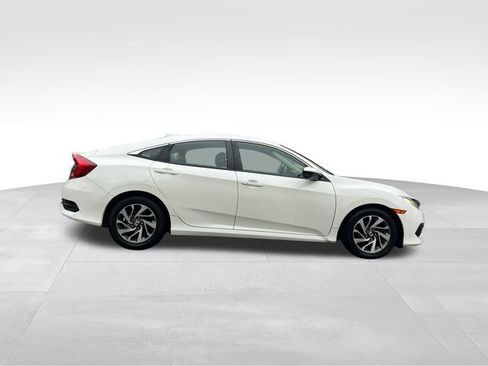 Used 2018 Honda Civic EX image 6