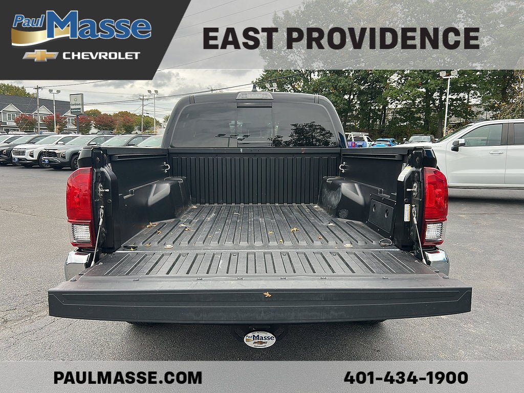 Used 2023 Toyota Tacoma SR5 AWD/4WD image 7