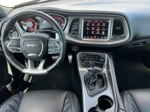 Used 2020 Dodge Challenger SRT Hellcat RWD image 3