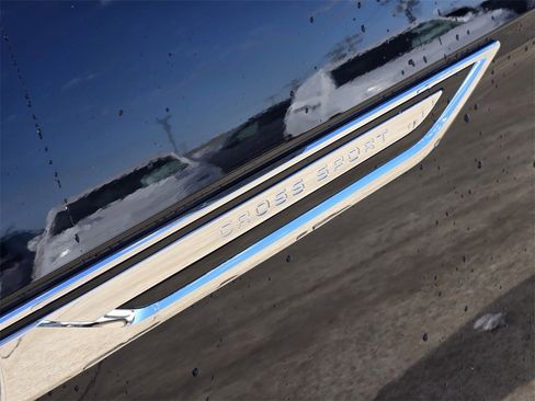 New 2026 Volkswagen Atlas Cross Sport SE image 8