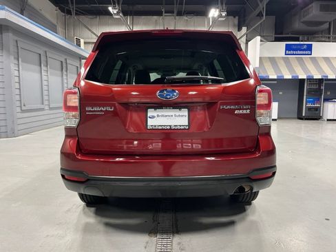 Used 2017 Subaru Forester 2.5i Premium w/ All-Weather Package AWD/4WD image 6