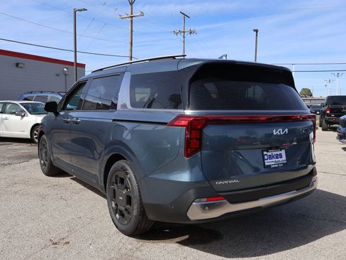 New 2026 Kia Carnival SX image 5