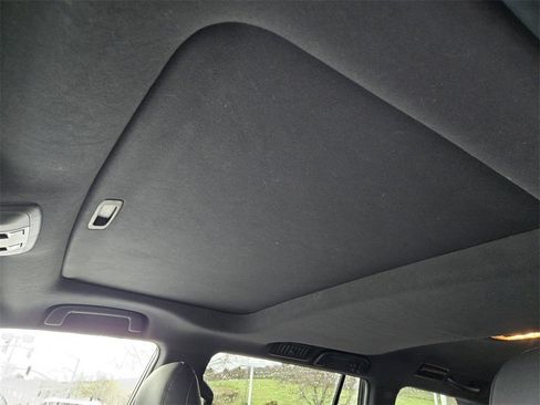 Used 2022 Lexus GX 460 Premium w/ Premium Plus Package image 20