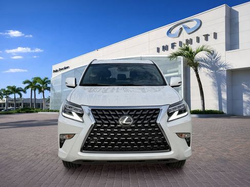 Used 2023 Lexus GX 460 Luxury w/ Accessory Package AWD/4WD image 2