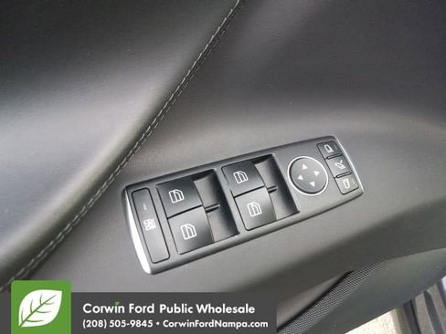 Used 2019 Tesla Model X Long Range image 11