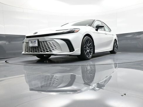 Certified 2025 Toyota Camry XSE image 26