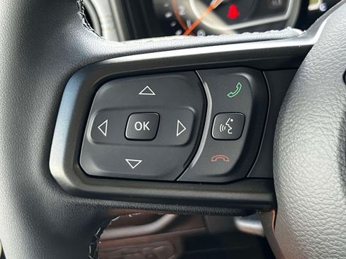 Certified 2025 Jeep Wrangler Unlimited Sport AWD/4WD image 19