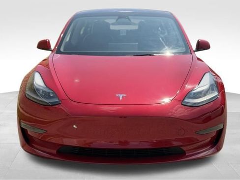 Used 2023 Tesla Model 3 Standard Range RWD image 2