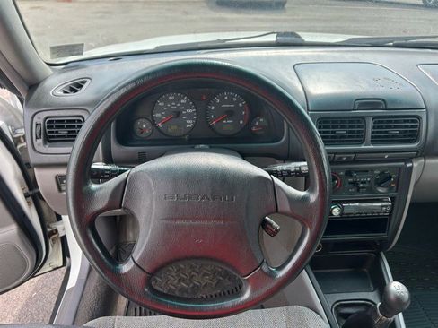 Used 2002 Subaru Forester L image 7