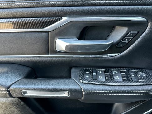 Used 2022 RAM 1500 Laramie image 12