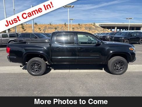 Used 2021 Toyota Tacoma SR5 RWD image 7