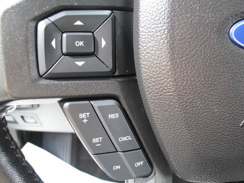 Used 2020 Ford F150 XLT w/ Equipment Group 302A Luxury AWD/4WD image 33