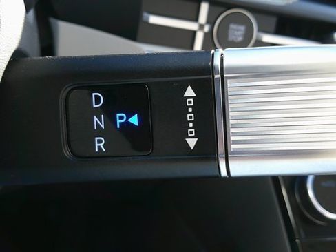 Used 2025 Hyundai Santa Fe SEL image 12