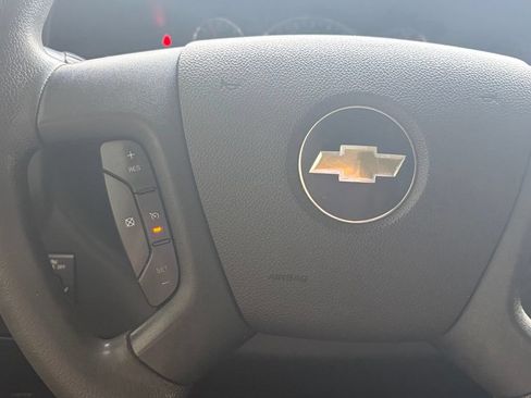 Used 2021 Chevrolet Express 2500 w/ Driver Convenience Package RWD image 16