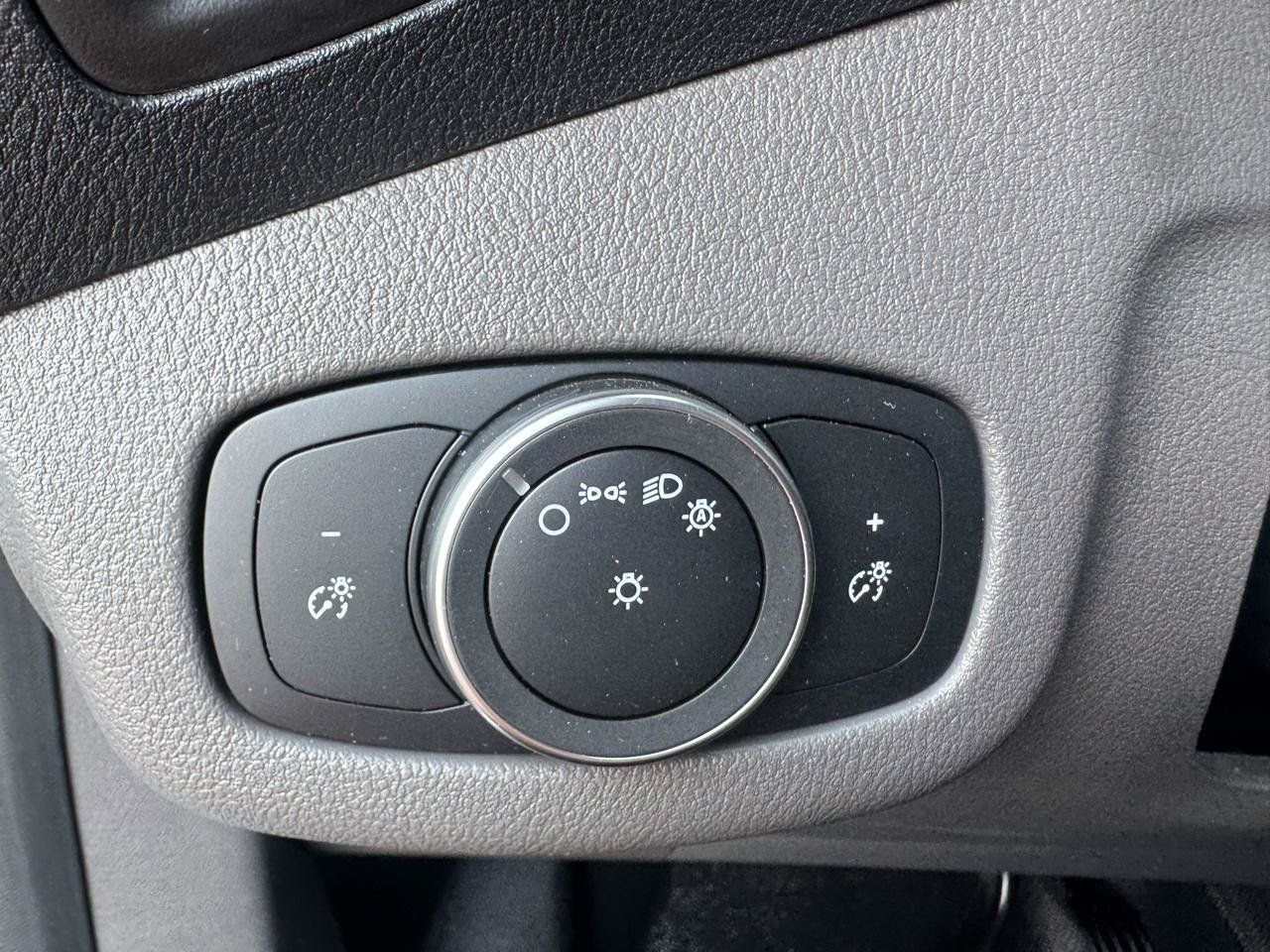 Used 2022 Ford Transit Connect XL FWD image 31