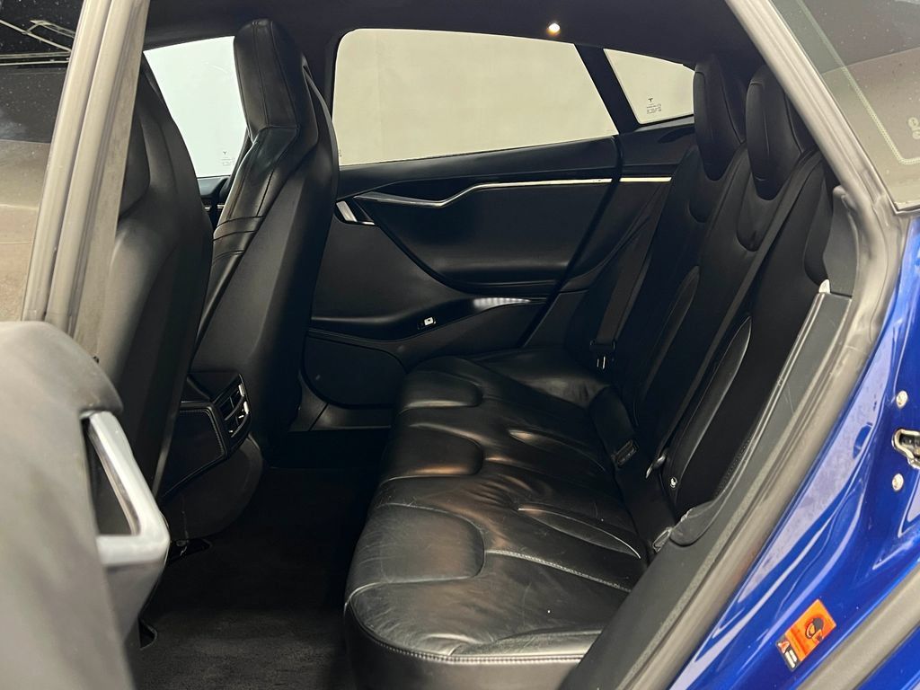 Used 2016 Tesla Model S 70D AWD/4WD image 29