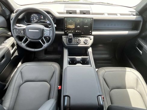 New 2026 Land Rover Defender 110 X-Dynamic SE AWD/4WD image 9