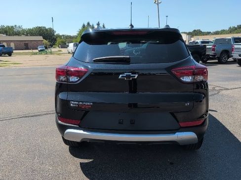 Used 2023 Chevrolet TrailBlazer LT w/ Convenience Package AWD/4WD image 7