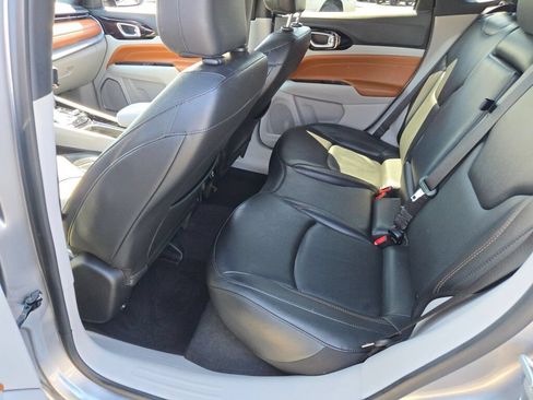Certified 2023 Jeep Compass Limited AWD/4WD image 21