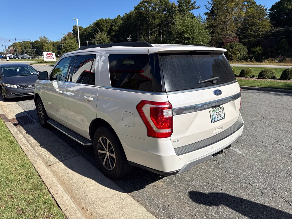 Used 2019 Ford Expedition XLT w/ Equipment Group 202A RWD image 7