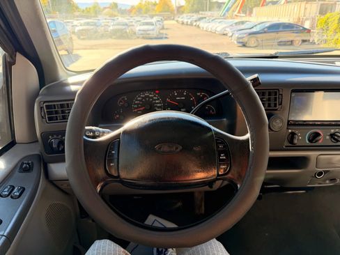 Used 2002 Ford F250 2WD SuperCab Super Duty image 13