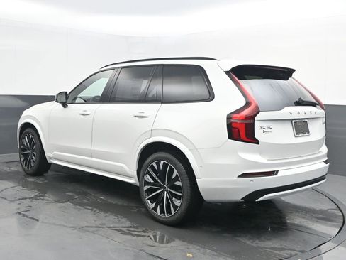 New 2026 Volvo XC90 B6 Ultra w/ Lounge Package image 5