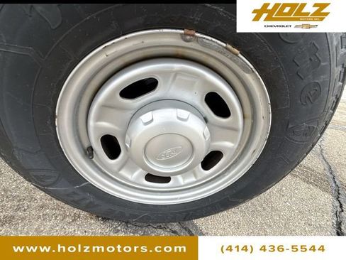 Used 2016 Ford F250 XL w/ Snow Plow Prep Package image 28