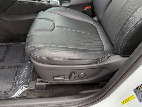 Used 2020 Hyundai Santa Fe SEL FWD image 19