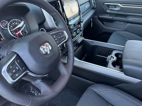 New 2026 RAM 1500 4x4 Crew Cab image 9