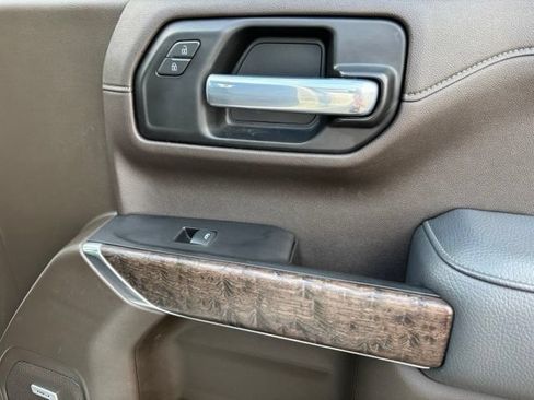 Used 2021 GMC Sierra 1500 Denali w/ Denali Carbonpro Edition AWD/4WD image 22