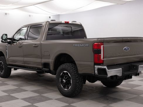 New 2026 Ford F350 Lariat AWD/4WD image 9