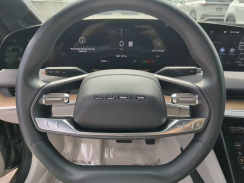 Used 2024 Lucid Air Touring AWD/4WD image 30