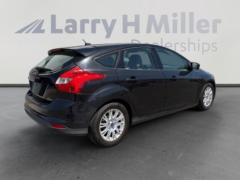 Used 2012 Ford Focus SE FWD image 5