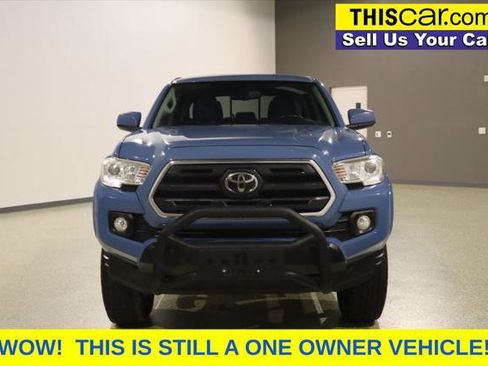 Used 2019 Toyota Tacoma SR5 RWD image 3