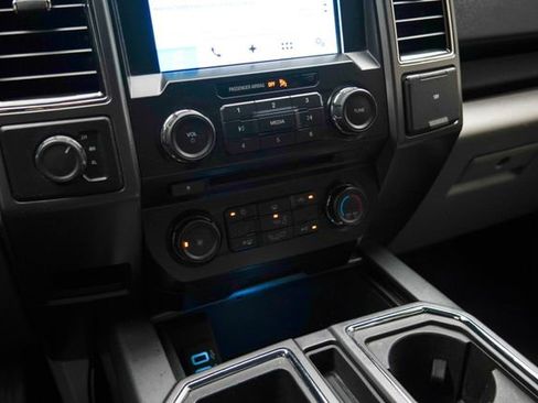 Used 2018 Ford F150 XLT w/ Equipment Group 302A Luxury image 29