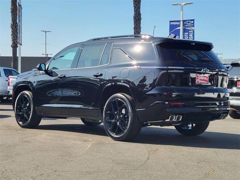 New 2026 Chevrolet Traverse RS image 2