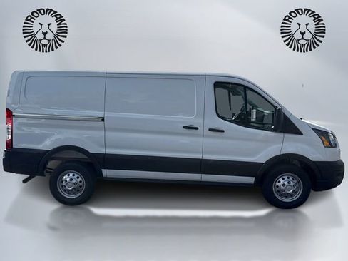 New 2026 Ford Transit 250 Low Roof AWD image 4