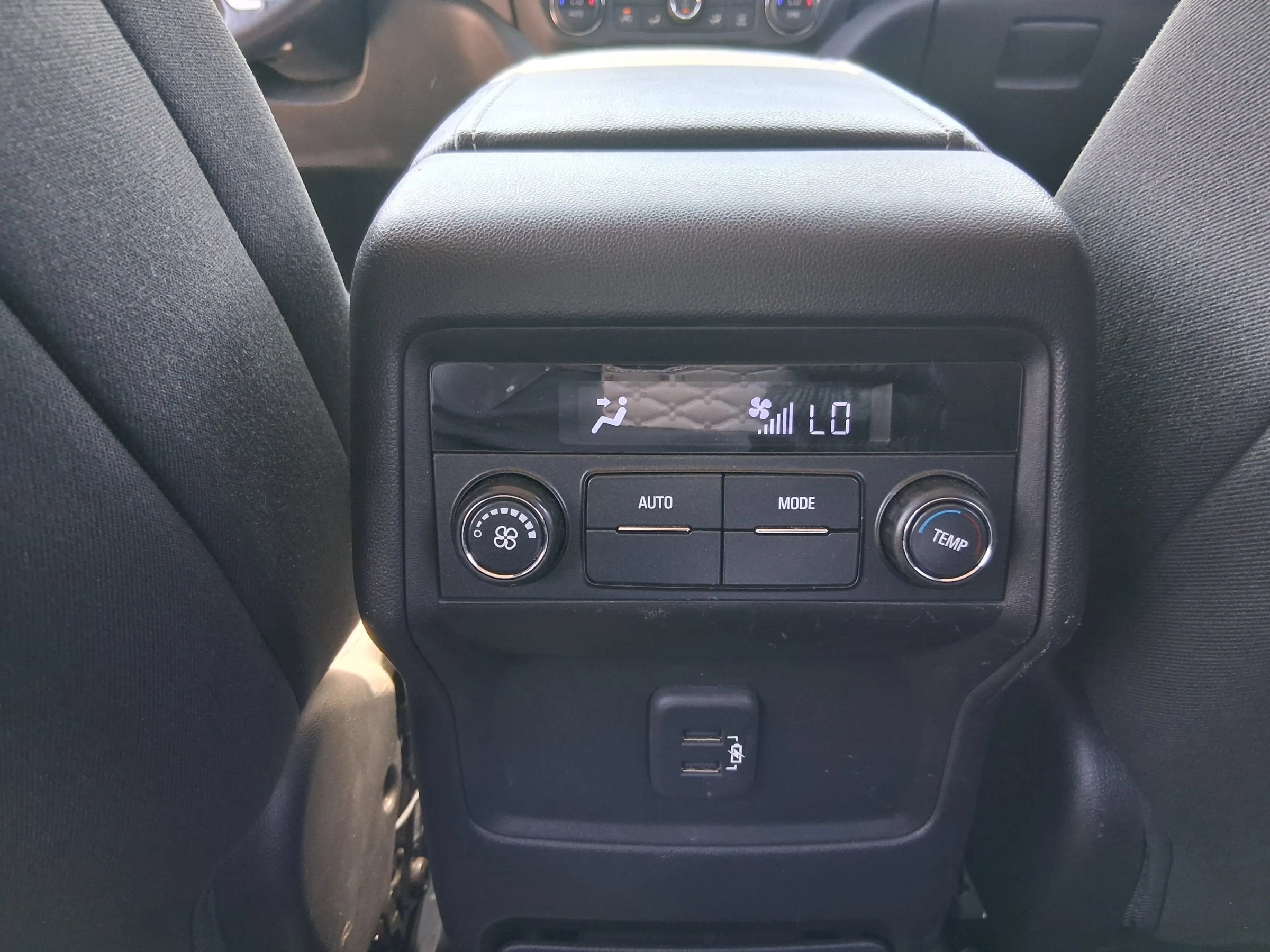 Used 2019 GMC Acadia SLE AWD/4WD image 40
