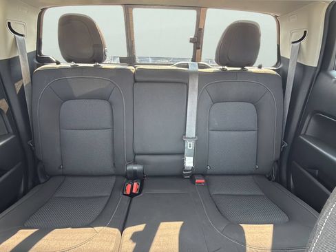 Used 2018 Chevrolet Colorado LT w/ LT Convenience Package RWD image 25