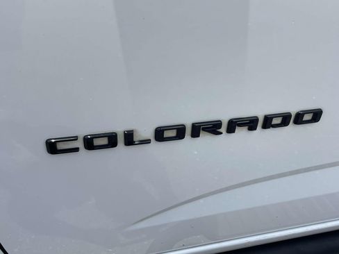 Used 2022 Chevrolet Colorado Z71 RWD image 8
