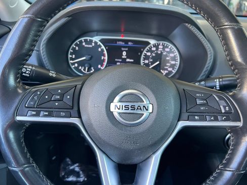 Used 2022 Nissan Sentra SV FWD image 23