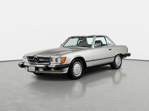 Used 1987 Mercedes-Benz 560 SL image 7
