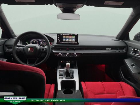 Used 2025 Honda Civic Type R image 13
