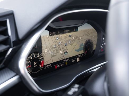 Certified 2023 Audi Q3 2.0T Premium Plus w/ Premium Plus Package image 12