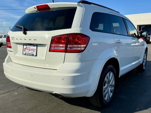 Used 2020 Dodge Journey SE image 13