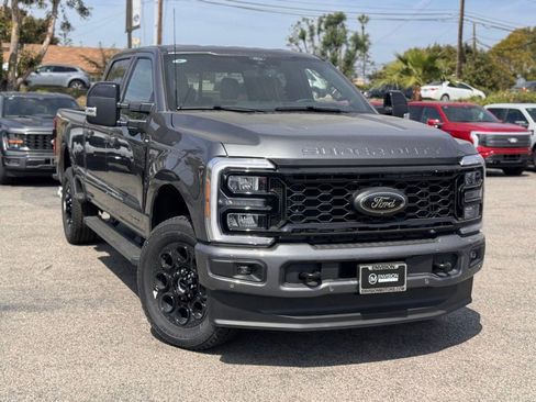 New 2026 Ford F250 Lariat w/ Black Appearance Package image 2